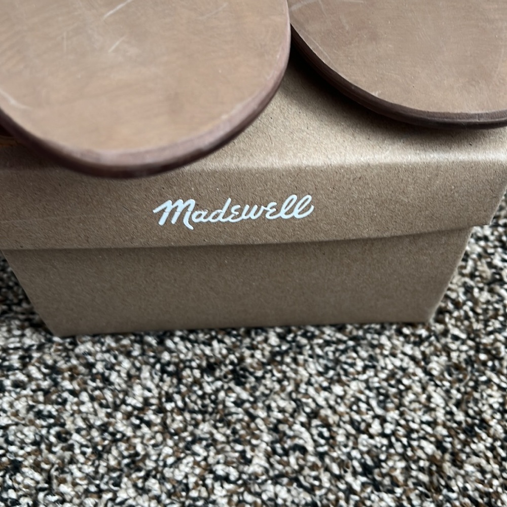 Madewell Leopard Calf Hair Sandals, like new - Picture 5 of 5